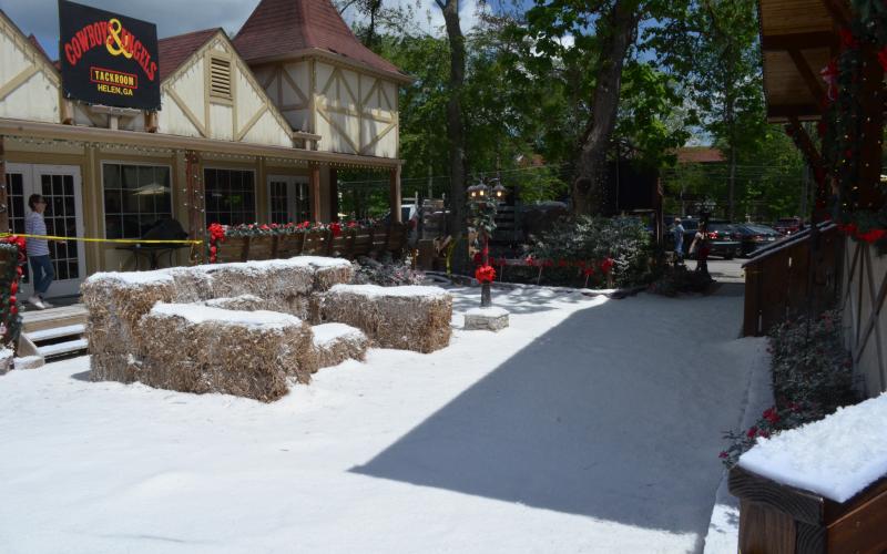 The courtyard of Cowboys and Angels was decorated in spring of this year to look like a winter scene. The scene shot at the courtyard can be seen in the trailer. (Photo/Stephanie Hill)