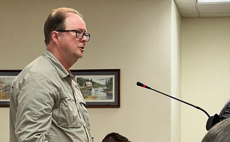 Russ Mobley of Sautee Nacoochee was the lone citizen among a half dozen who commented during the county commission’s public hearing, who supported the board’s decision to maintain the millage rate. (Photo/Linda Erbele)