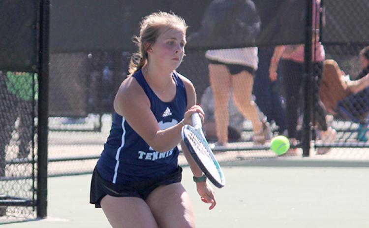 Maggie Anglin had a 6-1, 6-0 win in the No. 1 singles match against Thomasville. (Photo/Mark Turner)