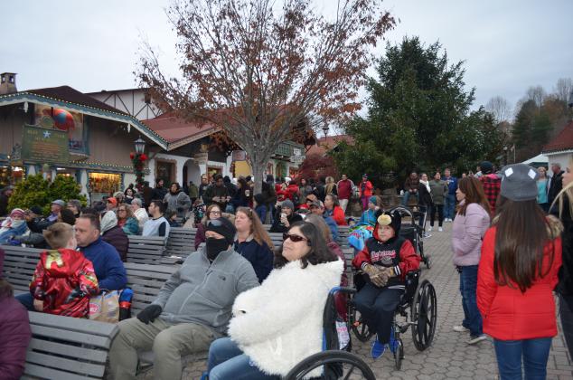 Despite the cold and rain, a large crowd came to the lighting in 2018. (File photo)
