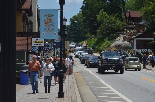 Business and other activities have been gradually resuming, such as this past weekend in Helen. Health and safety officials are still encouraging taking precautions against the coronavirus as restrictions ease. (Photo/Wayne Hardy)