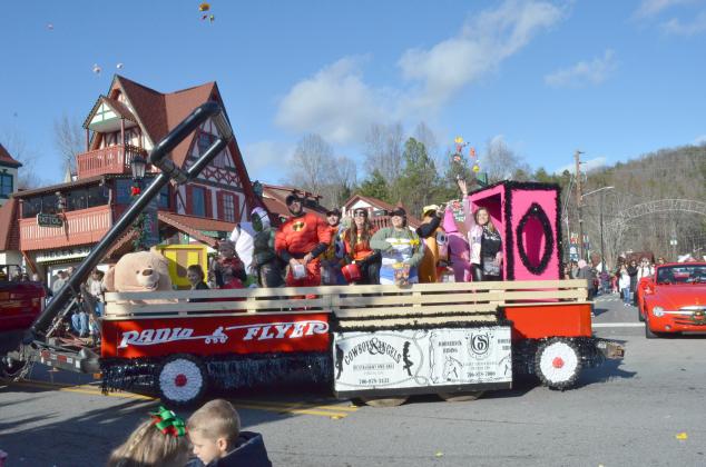 The Helen Christmas parade on Saturday, Dec. 12, at 2 p.m. (file photo)