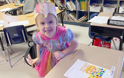 Kindergartener Anna Moore and her 100 day snack.