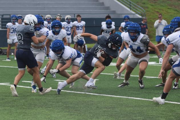 Warriors scrimmage Oconee County