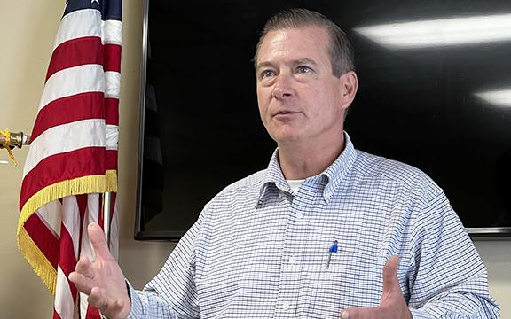 Mike Renshaw speaks at an August 2022 White County Rotary Club meeting. (Photo/Linda Erbele)