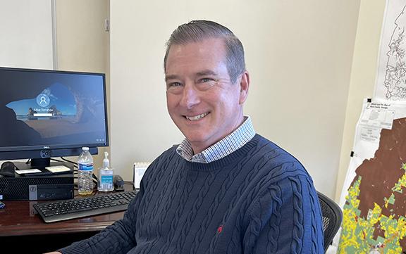 County Manager Mike Renshaw will be leaving for a position on Cape Cod. (Photo/Linda Erbele)
