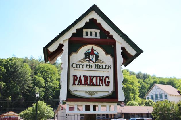 Helen City leaders plan to revisit proposed changes to parking after a strong reaction from the public. CARLY HENDERSON/WCN