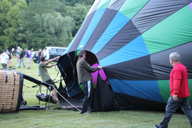 Crews prepared balloons for flight and a weekend of events in Helen. CARLY HENDERSON/WCN