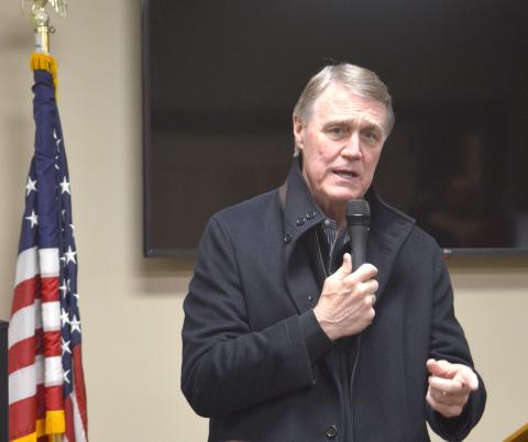 U.S. Sen. David Perdue speaks at a Dec. 8 event in Cleveland. (Photo/Wayne Hardy)