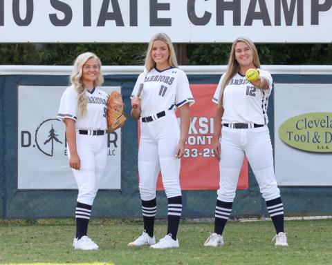 WCHS seniors, from left, Annika Vandiver, Reagan Dunagan, and Liana O'Kelly have some fun during a photo session. The senior trio will lead the softball squad this fall as they chase a Region 7-AAA title and a spot in the Class AAA state playoffs. (Photo/Staci Sulhoff)