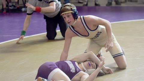Davin Lightsey won the 106-pound area title, beating Cherokee Bluff's Ethan Morato in the title match. (Photo/Mark Turner)