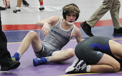 Aiden Pickett went 4-2 in the 120-pound division at the Hook' Em Clash. (Photo/Mark Turner)