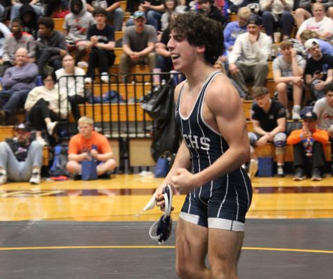 Mason Autry celebrates afer winning a match last week at the state sectionals. (Photo/Mark Turner))