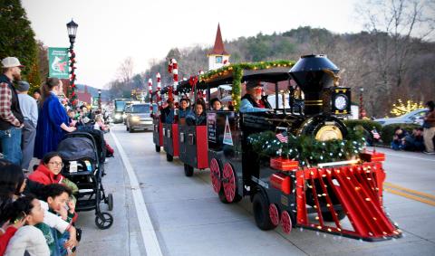 Children enjoy a ride on the Alpine Express just prior to the Helen Christmas Parade on Dec. 13..
