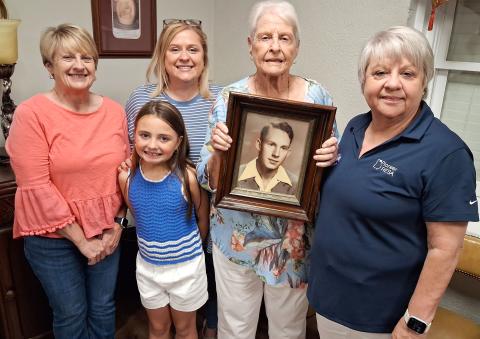 From left, Karan Sosebee, Carly Adam and daughter Charlotte Adam, Eunice Meaders and Melanie Williams will share stories and memories of Whelchel Meaders and his life this Memorial Day. ERIN ETRIS/WCN