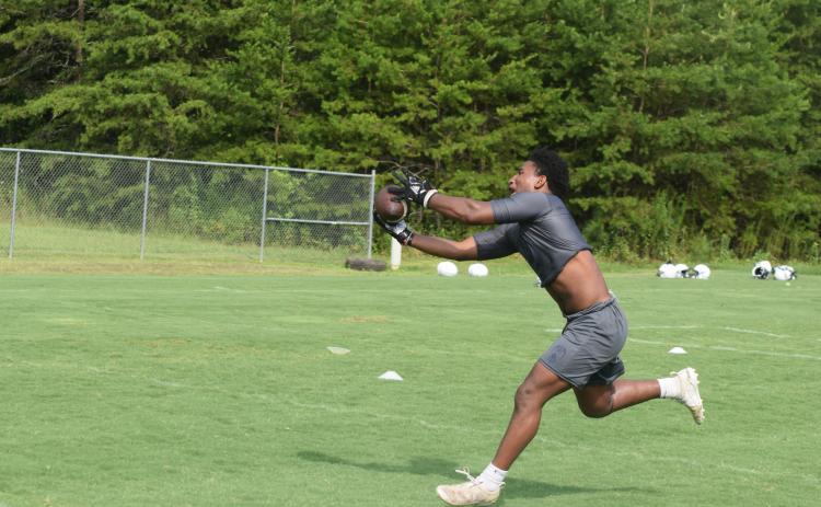 Junior linebacker Zion McMullen is the team's leading returning tackler, finishing the 2019 season with 72 total tackles. (Photo/Mark Turner)