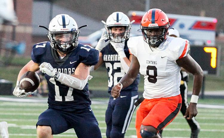 Ryan Fowler rushed for 160 yards on 15 carries and scored two touchdowns. (Photo/Staci Sulhoff)