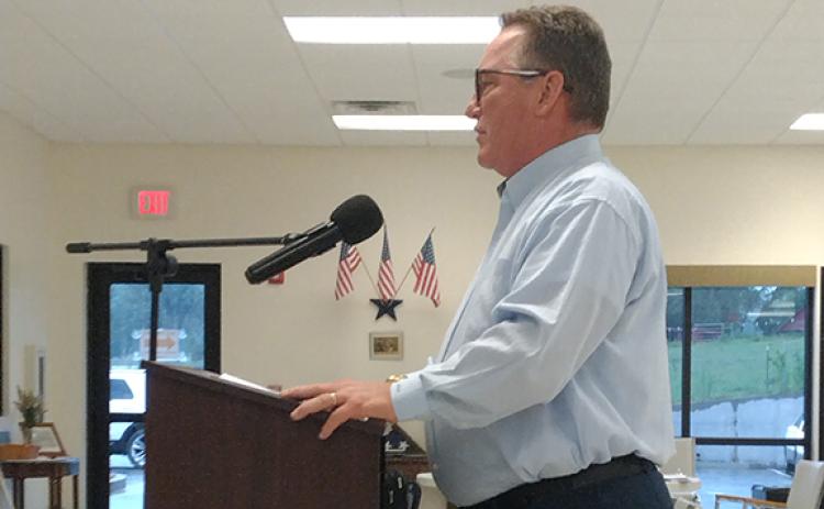 Community and Economic Director John Sell fields comments and questions from the planning commission. (Photo/Noah Johnson)