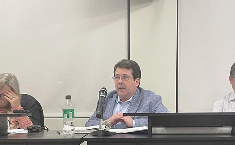 City Administrator Kevin Harris talked compensation with the city council and whether their rates need to be adjusted for inflation. (Photo/Hannah Caudell)