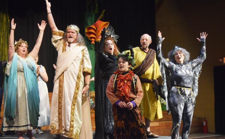 From left are SNC’s “A Midsummer Night’s Dream” actors Elaina Bryant, Steven Glude, Melodie Spevack, Fletcher Nonnemaker, Josh Peck and Kiki Lee, shouting “Huzzah!” DENISE ETHERIDGE/WCN