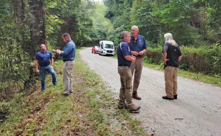 County commissioners inspect Joe Franklin Road in late July. From left: Chairman Travis Turner, White County Manager Derick Canupp and Commissioners Shan Ash, Ed Nix and Craig Bryant. FILE PHOTO